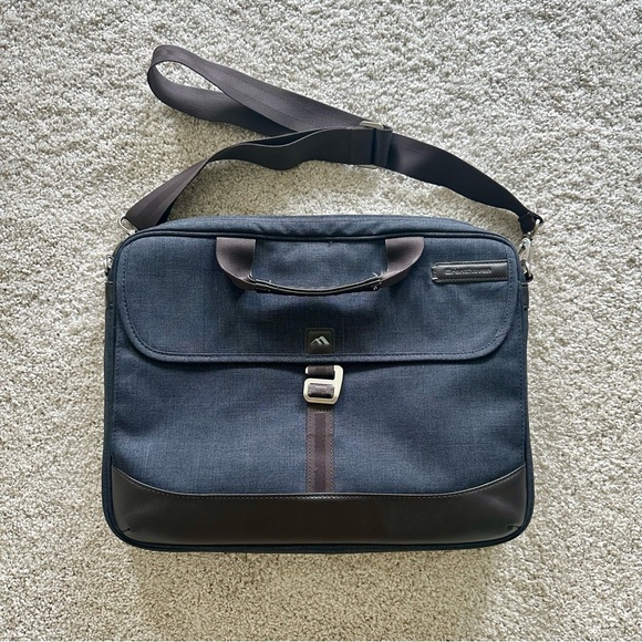 Brenthaven Collins Slim Laptop Briefcase - Picture 2 of 4